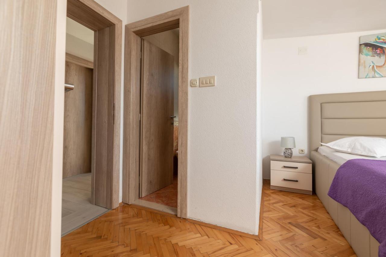 Apartments Petrovic Makarska Eksteriør bilde