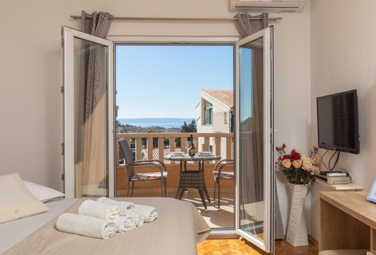 Apartments Petrovic Makarska Eksteriør bilde