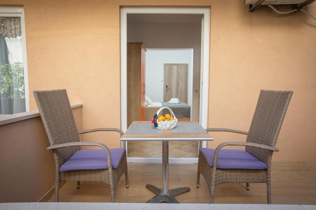 Apartments Petrovic Makarska Eksteriør bilde